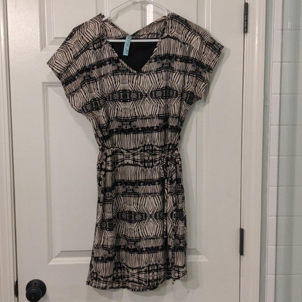 Black/Tan Geometric pattern dress